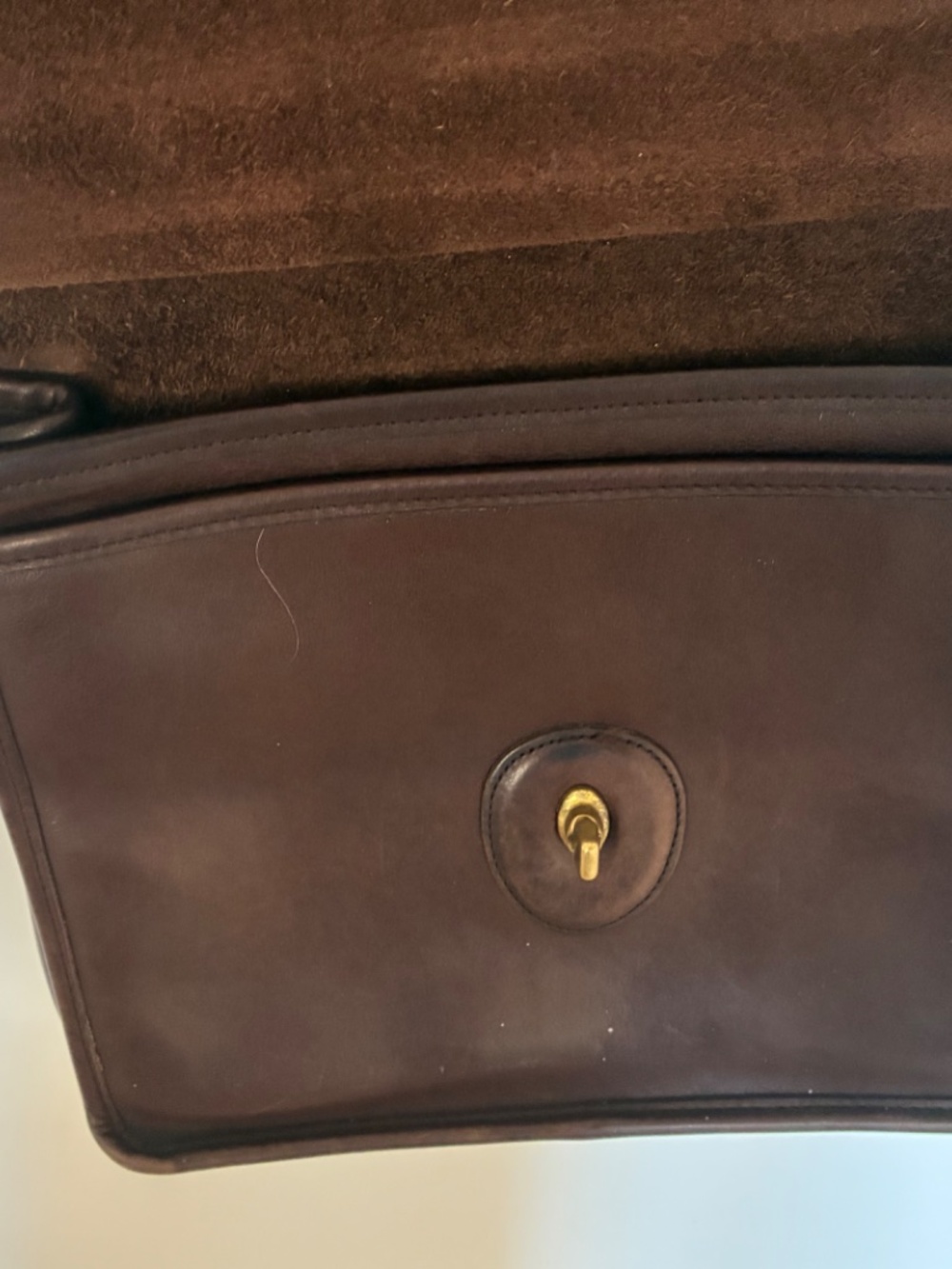 Vintage Coach Mahogany 9927 Willis Bag - Picture 5 of 16
